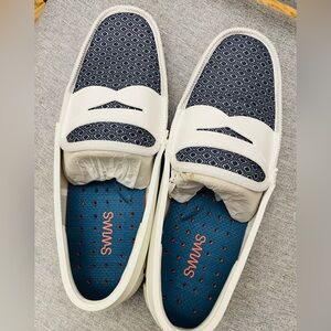 SWIMS Mens Printed White Slip On Penny Loafers Shoes Size 7